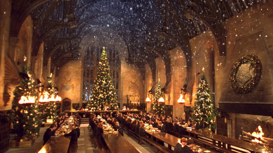 Hogwarts-Great-Hall-Christmas